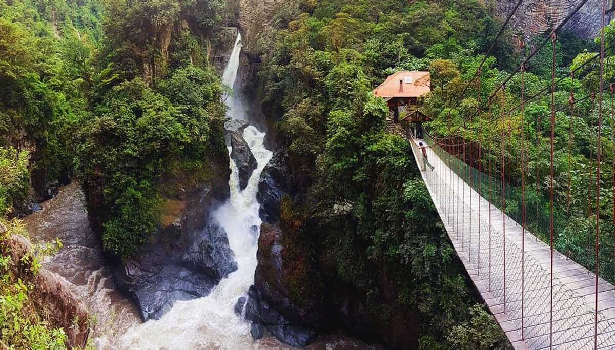 ruta-de-las-cascadas-banos